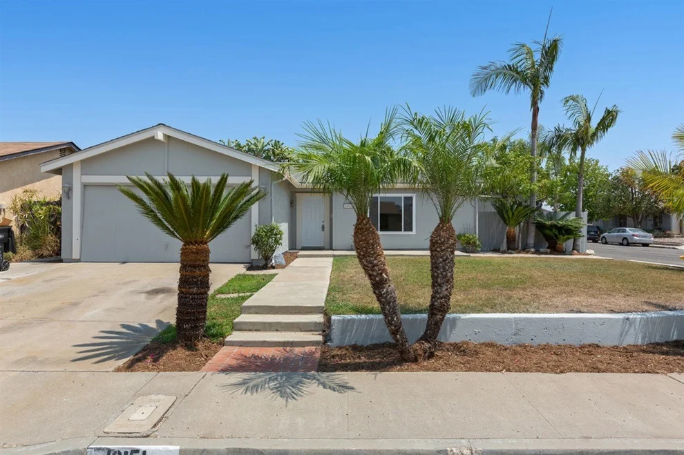 Unit for sale at 10151 Drumcliff Ave., San Diego, CA 92126