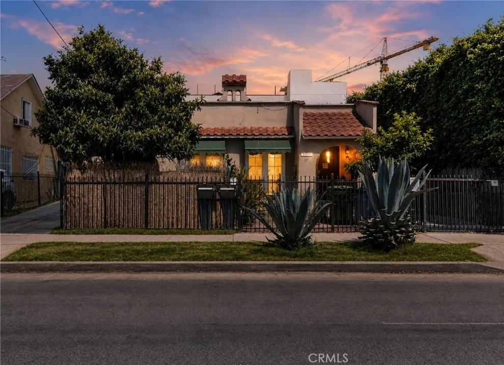 Unit for sale at 1154 1156 N Wilton Place, Los Angeles, CA 90038
