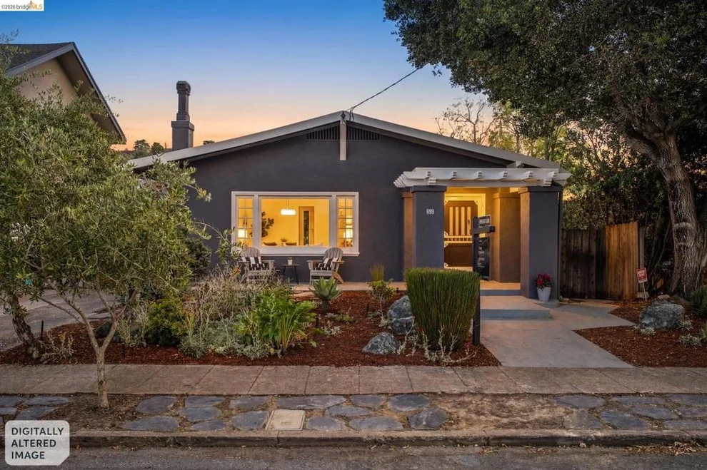 Unit for sale at 699 Arimo Ave, Oakland, CA 94610