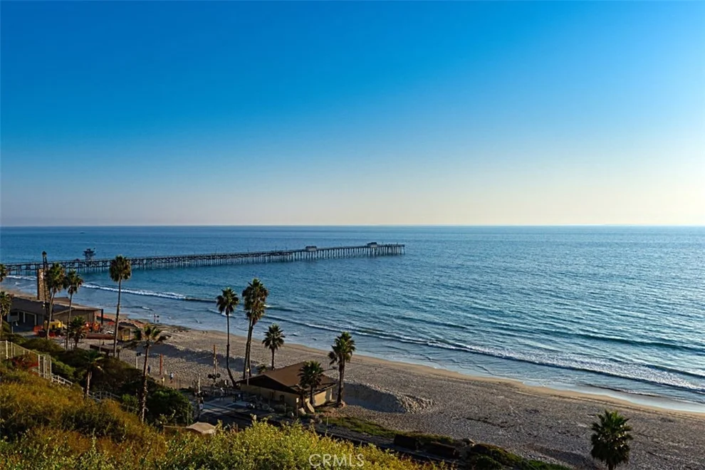 Unit for sale at 409 Arenoso Lane, San Clemente, CA 92672