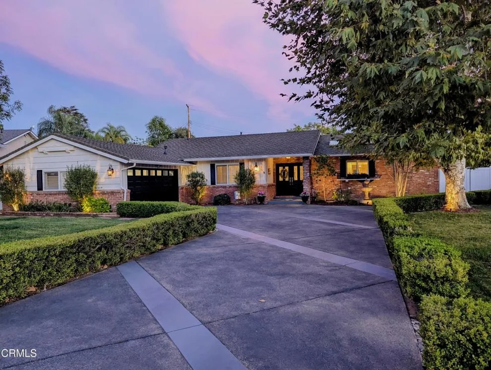 Unit for sale at 718 Calle Mandarinas, Thousand Oaks, CA 91360