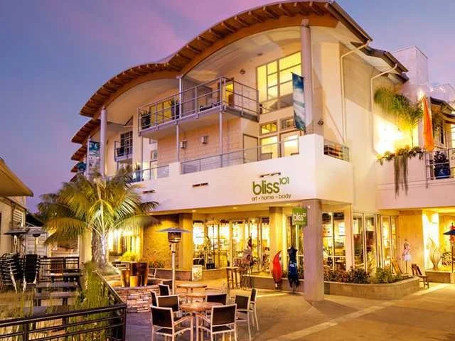 Unit for sale at 687 S Coast Highway 101, Encinitas, CA 92024
