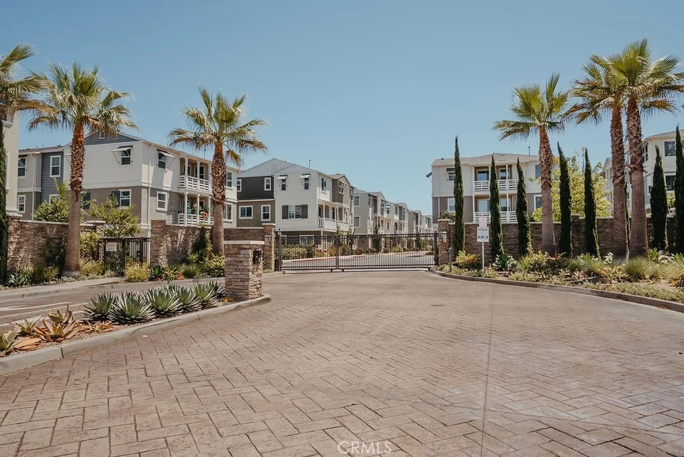Unit for sale at 1341 Reliance, Carson, CA 90746