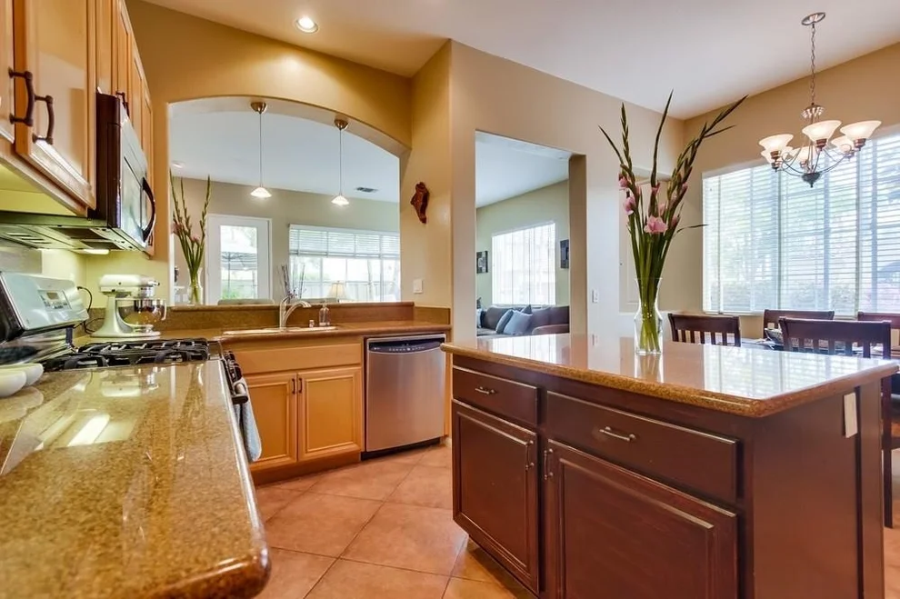 Unit for sale at 11652 Miro Cricle, San Diego, CA 92131