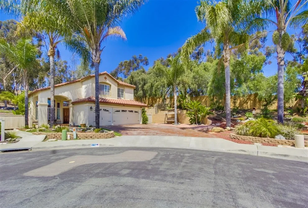 Unit for sale at 202 Richmond Park, Chula Vista, CA 91910