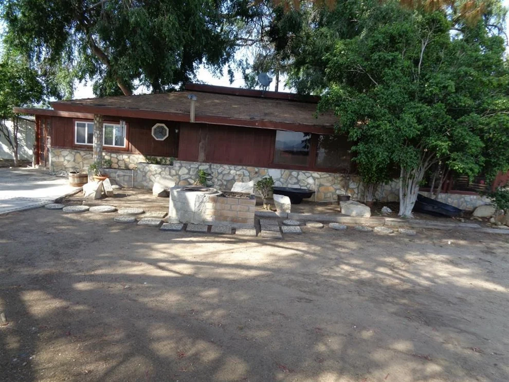 Unit for sale at 2272 Glenn Rd, Fallbrook, CA 92028