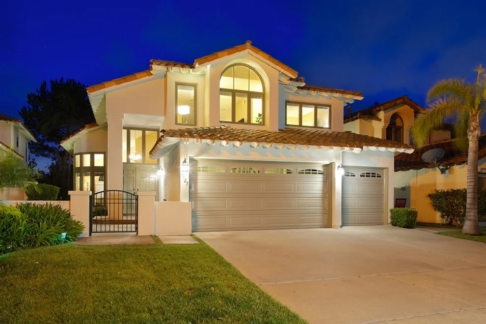 Unit for sale at 4725 Tarantella Ln, San Diego, CA 92130
