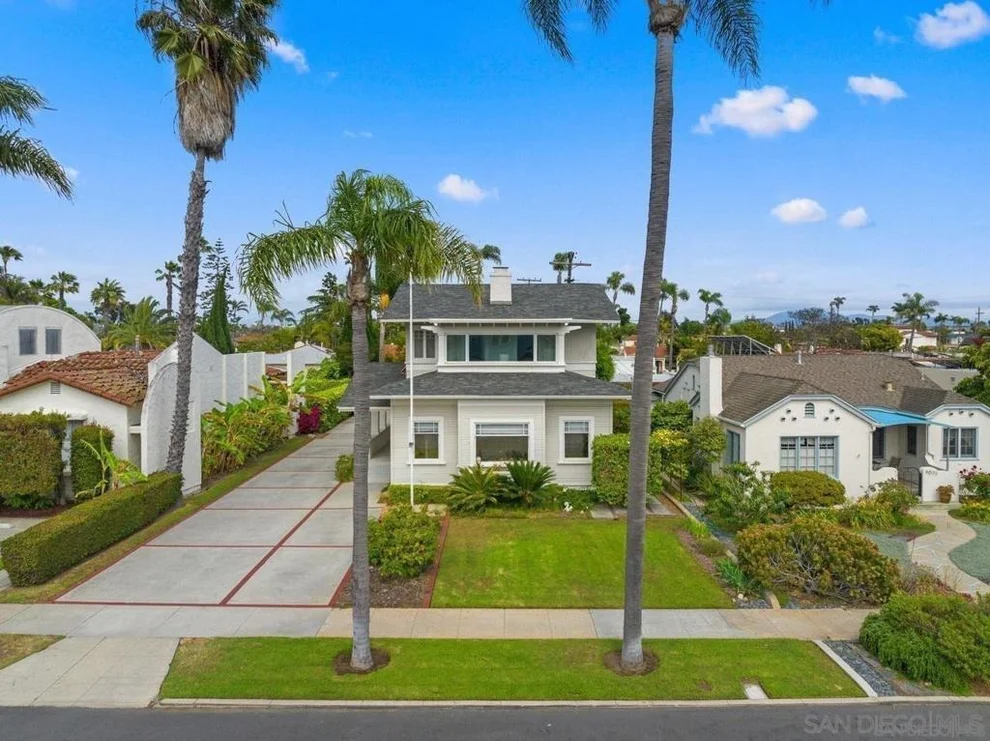 Unit for sale at 4679 Vista St, San Diego, CA 92116