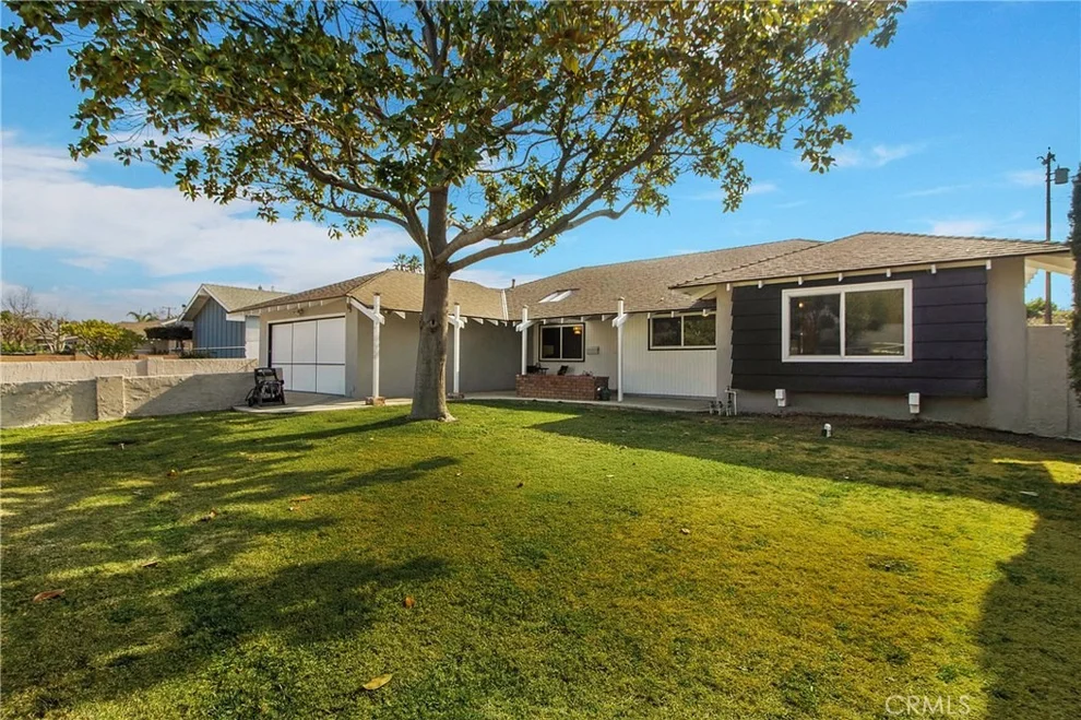 Unit for sale at 2320 E Athens Avenue, Orange, CA 92867