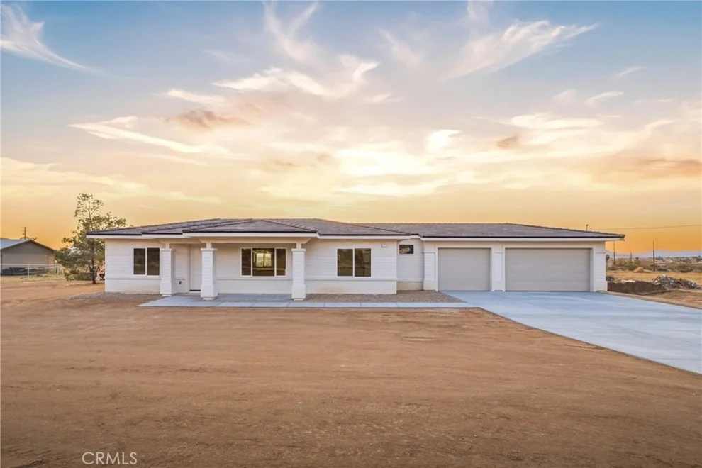 Unit for sale at 15168 Barbara, Apple Valley, CA 92307