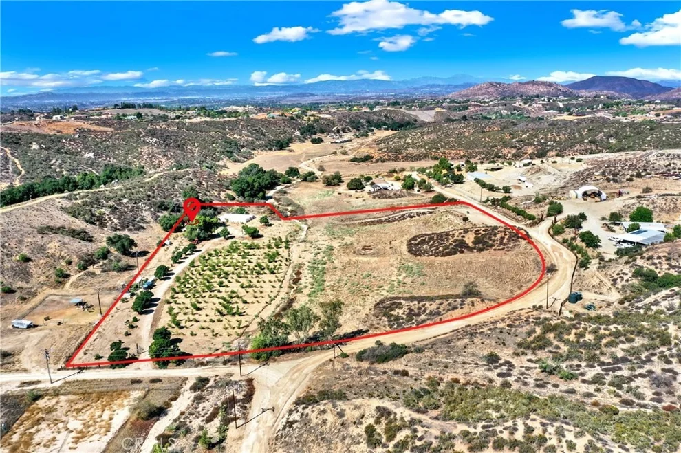 Unit for sale at 39145 Calle Cordova, Temecula, CA 92592