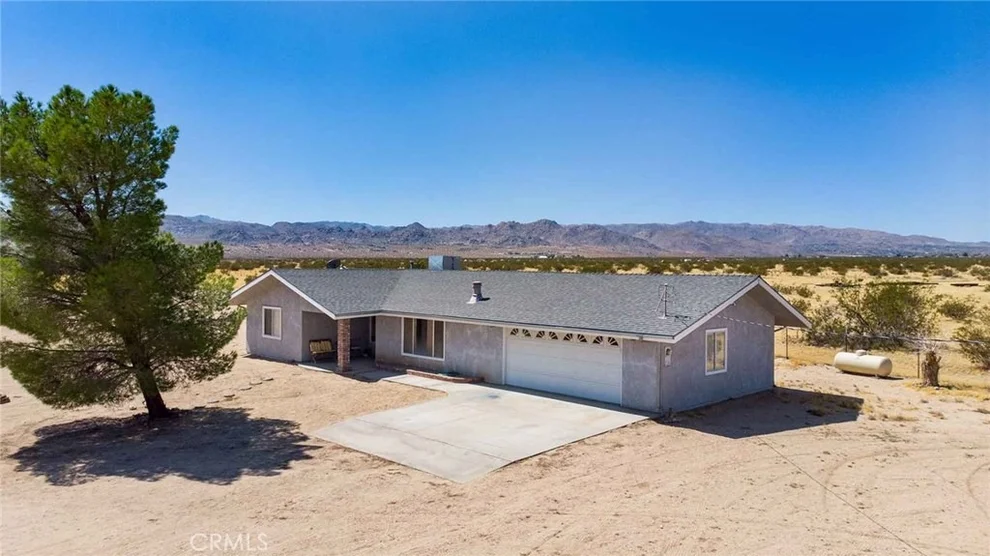 Unit for sale at 64581 E Broadway, Joshua Tree, CA 92252
