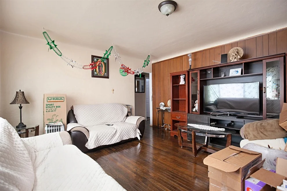 Unit for sale at 2317 L Ave, National City, CA 91950