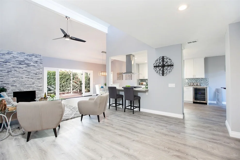 Unit for sale at 1609 Caminito Asterisco, La Jolla, CA 92037