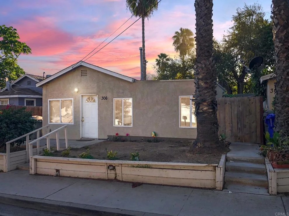Unit for sale at 306 8 N Citrus Avenue, Vista, CA 92084