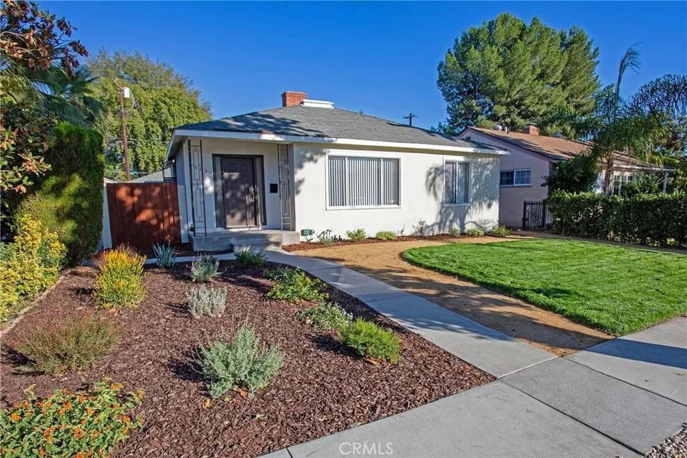 Unit for sale at 6054 Willowcrest Avenue, North Hollywood, CA 91606
