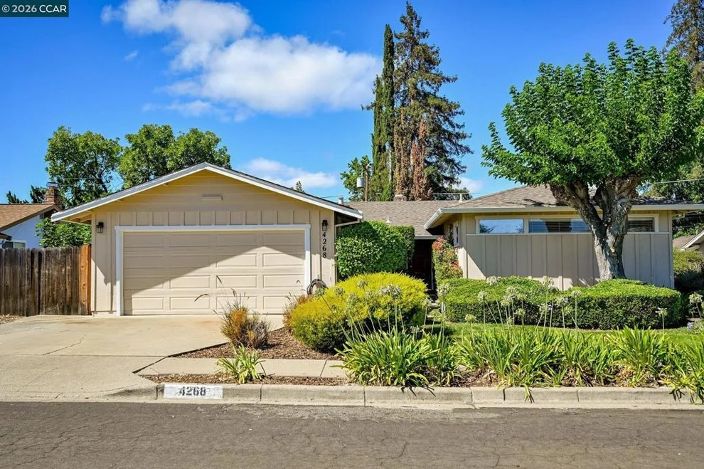 Unit for sale at 4268 Orangewood Ct, Concord, CA 94521