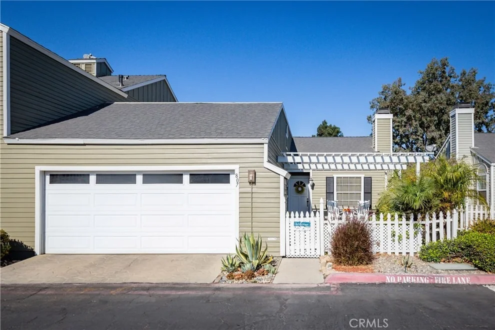 Unit for sale at 807 Seaside Drive, Santa Maria, CA 93454