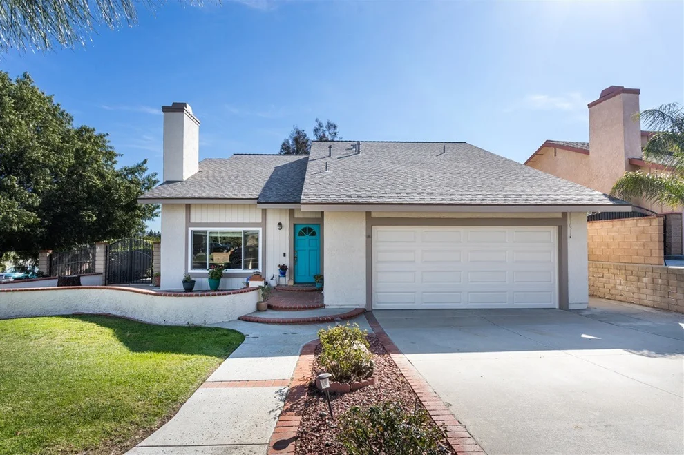 Unit for sale at 995 Lakeview Dr., Corona, CA 92880