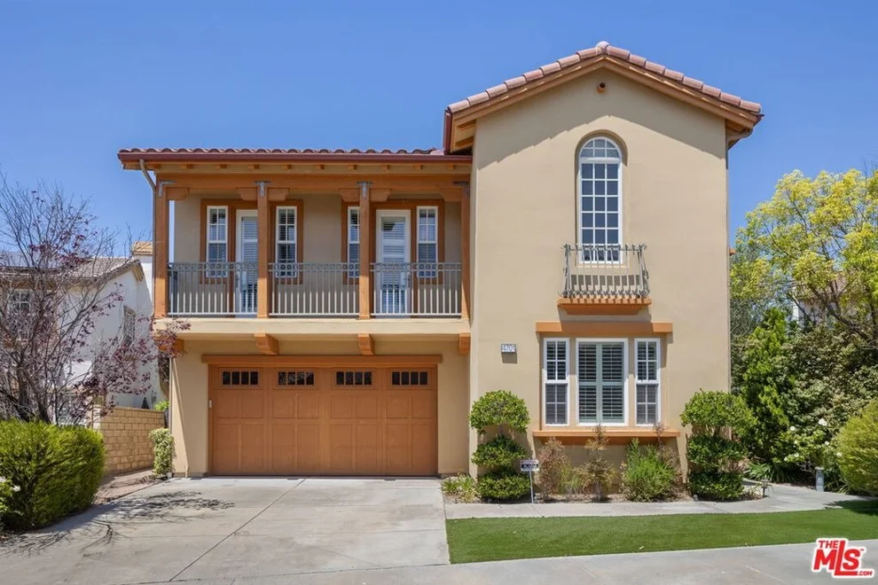 Unit for sale at 4701 Luna Court, Calabasas, CA 91302