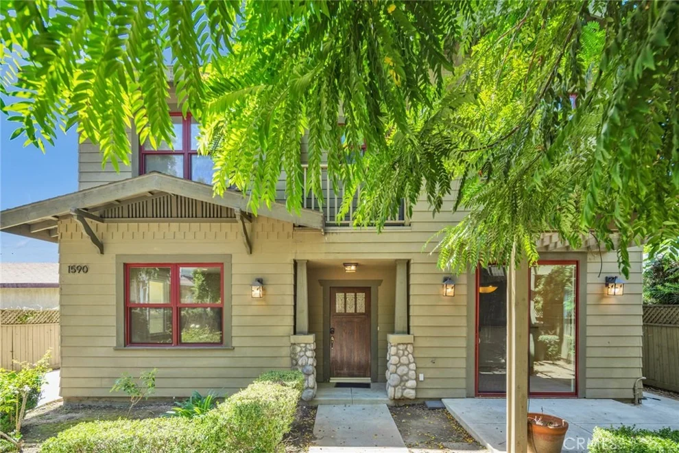 Unit for sale at 1590 Locust, Pasadena, CA 91106