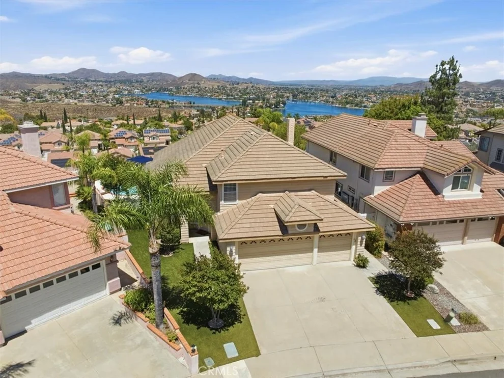 Unit for sale at 29 Del Pizzoli, Lake Elsinore, CA 92532