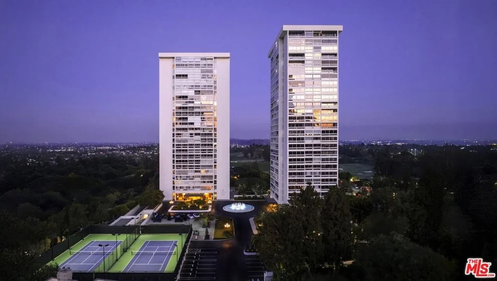 Unit for sale at 2220 Avenue Of The Stars, Los Angeles, CA 90067