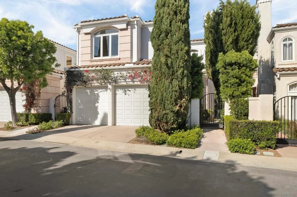 Unit for sale at 5342 Renaissance Ave, San Diego, CA 92122