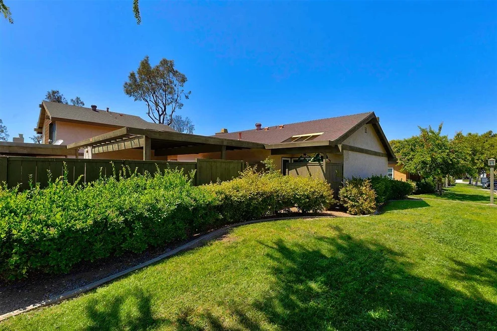 Unit for sale at 10672 Caminito Duro, San Diego, CA 92126