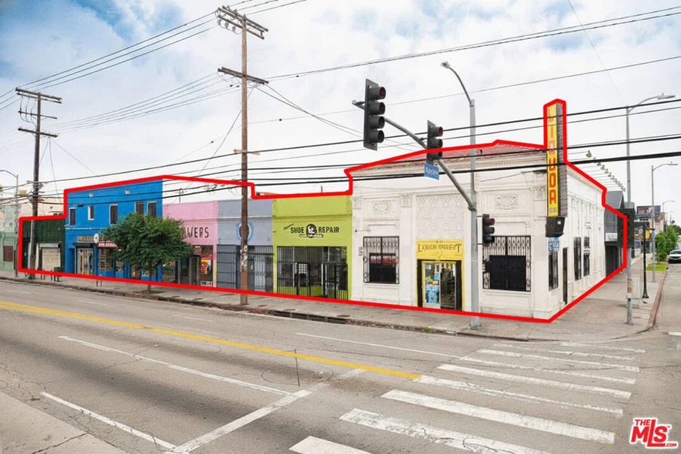 Unit for sale at 3072 3084 W Pico Boulevard, Los Angeles, CA 90006
