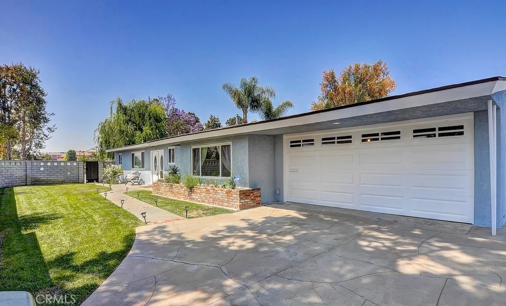 Unit for sale at 4305 Clark Avenue, Long Beach, CA 90808