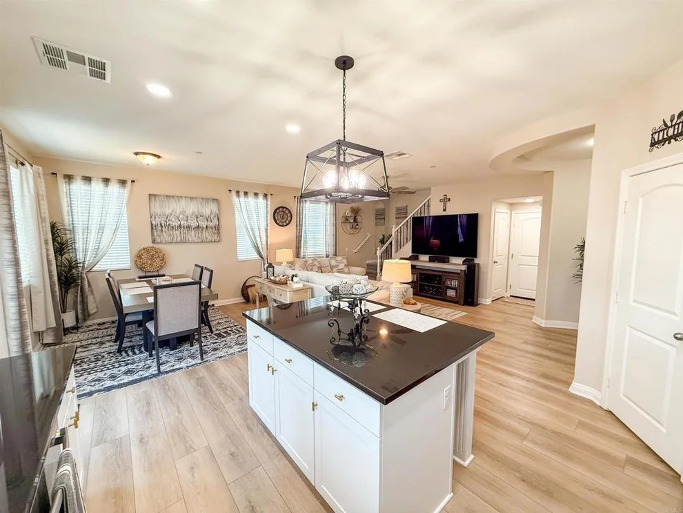 Unit for sale at 1410 Franceschi Drive, Chula Vista, CA 91913