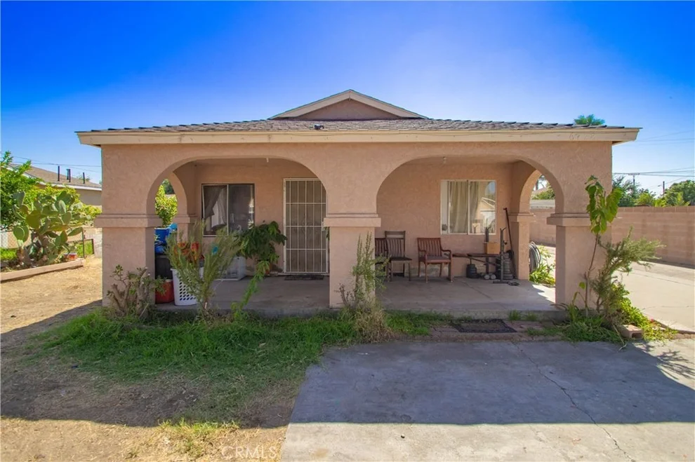 Unit for sale at 6728 Foster Bridge Boulevard, Bell Gardens, CA 90201