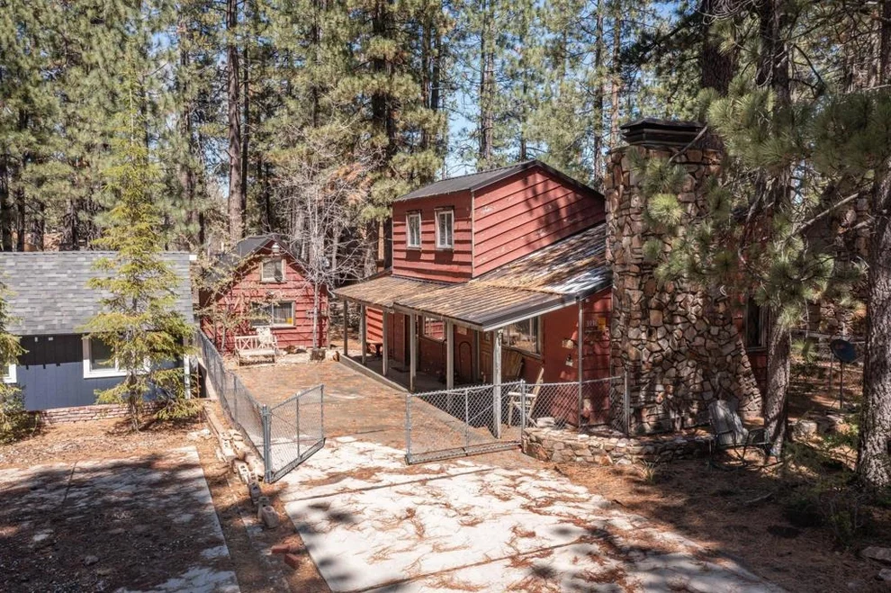 Unit for sale at 39368 Moab Lane, Big Bear, CA 92315