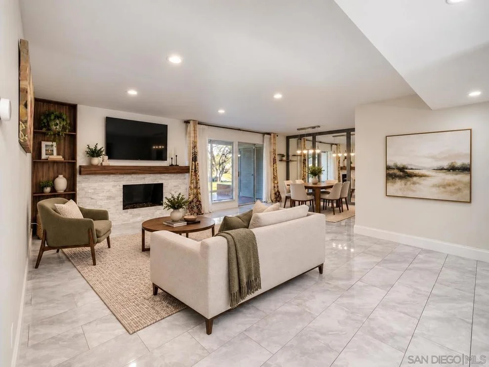 Unit for sale at 12056 Caminito Campana, San Diego, CA 92128
