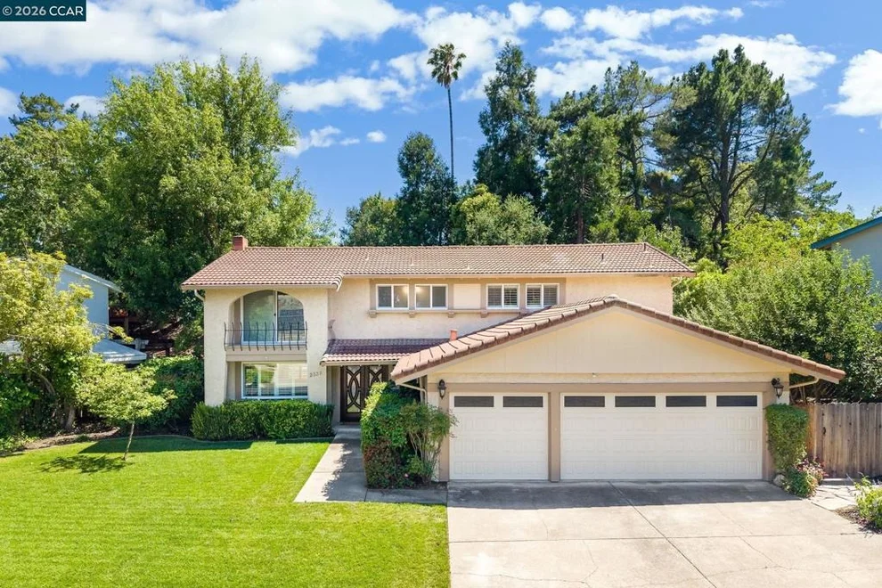 Unit for sale at 2339 Lariat Ln, Walnut Creek, CA 94596