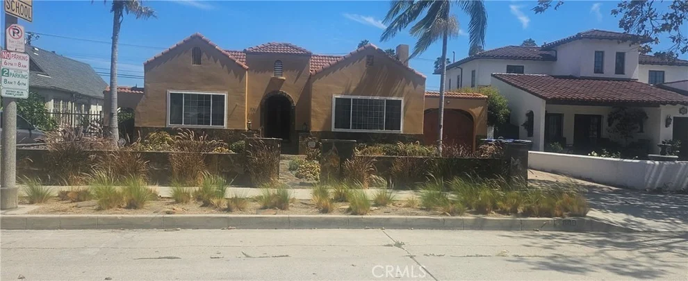 Unit for sale at 840 S Dunsmuir, Los Angeles, CA 90036