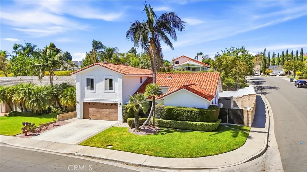 Unit for sale at 23235 Via Guadix, Mission Viejo, CA 92691