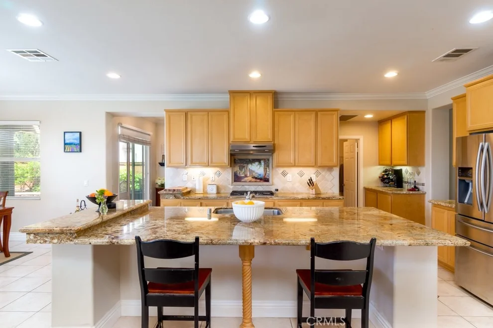 Unit for sale at 45263 Miramonte Street, Temecula, CA 92592