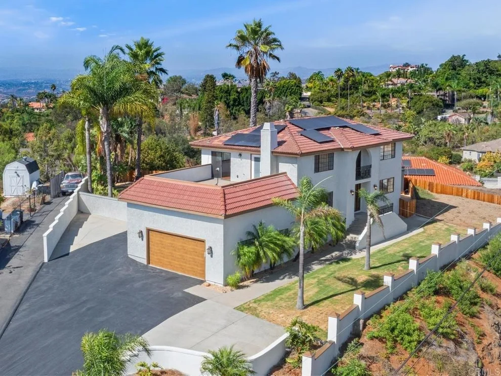 Unit for sale at 1820 Elevado Road, Vista, CA 92084