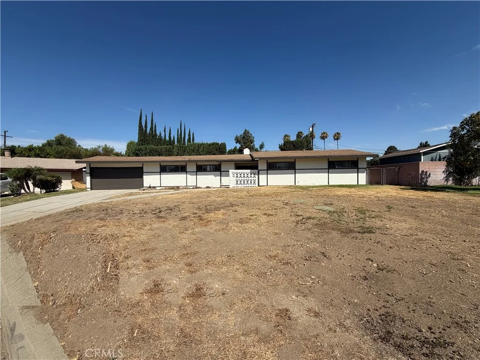 Unit for sale at 5748 Chelsea Court, Rialto, CA 92377