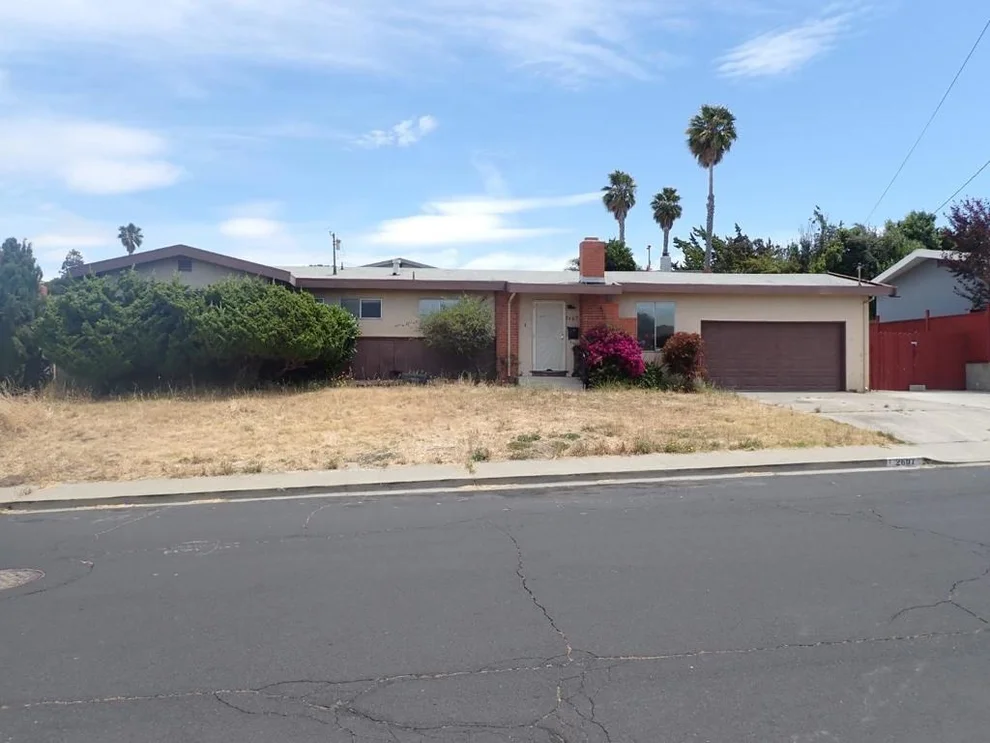 Unit for sale at 2607 Emma Drive, Pinole, CA 94564