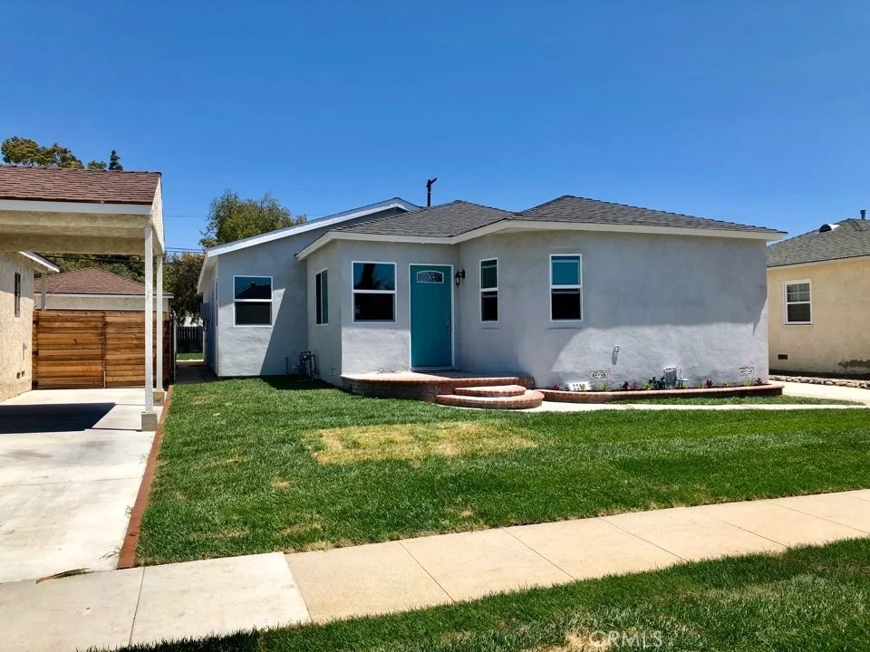 Unit for sale at 2290 Ximeno Avenue, Long Beach, CA 90815