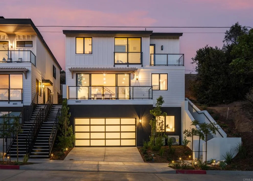 Unit for sale at 4801 Academy, San Diego, CA 92109