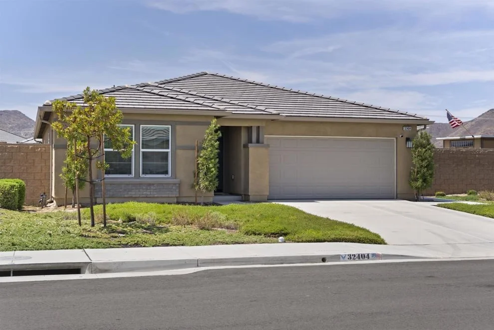 Unit for sale at 32404 Wild West Ct, Winchester, CA 92596