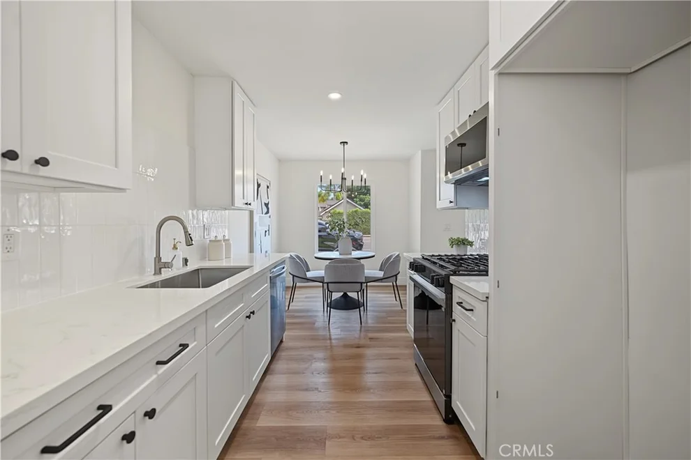 Unit for sale at 700 W La Veta Avenue, Orange, CA 92868
