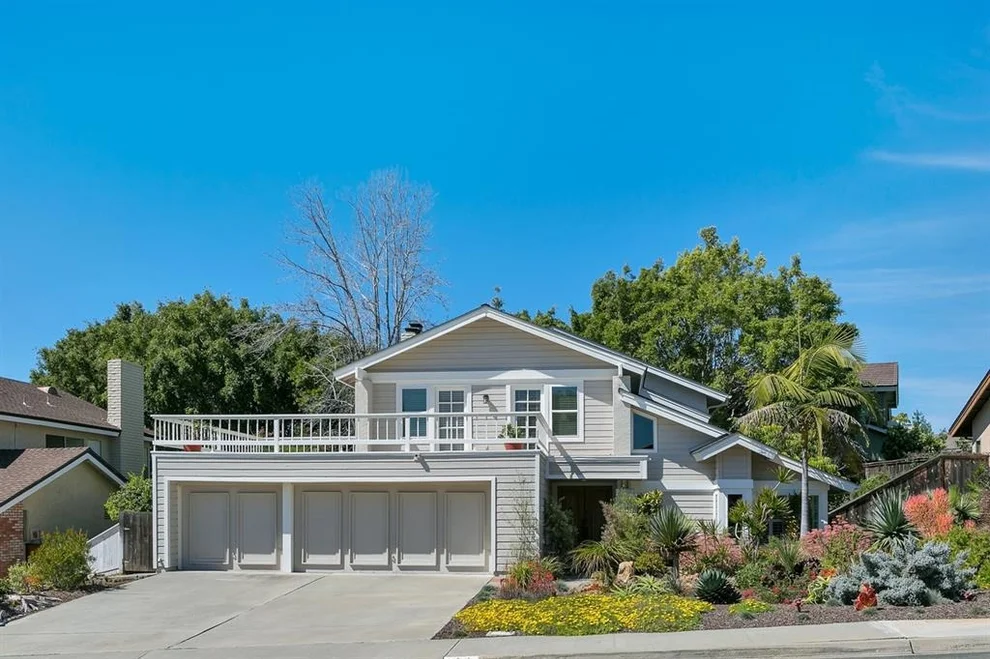 Unit for sale at 414 Village Center, Encinitas, CA 92024