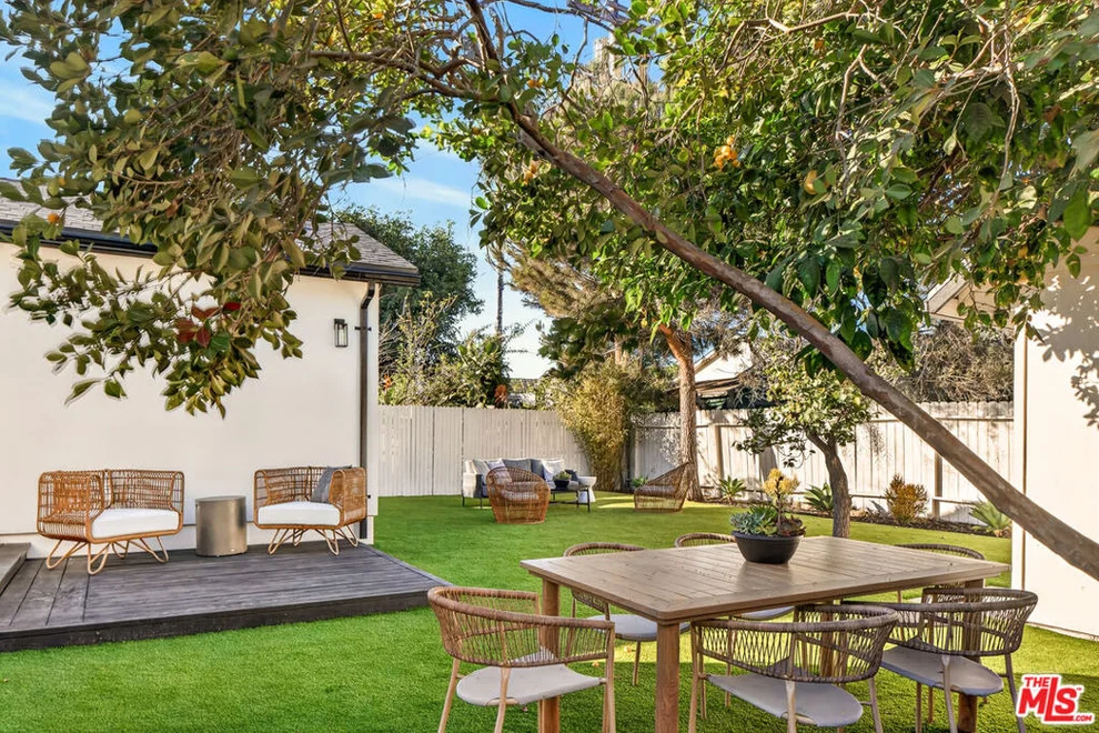 Unit for sale at 4226 Redwood Avenue, Los Angeles, CA 90066