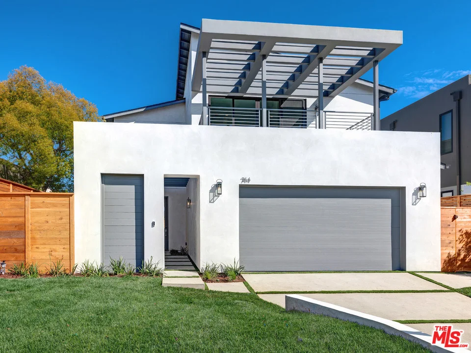 Unit for sale at 744 N CURSON Avenue, Los Angeles, CA 90046