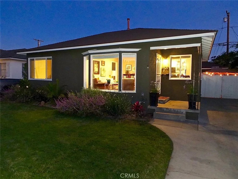 Unit for sale at 6102 Eckleson Street, Lakewood, CA 90713